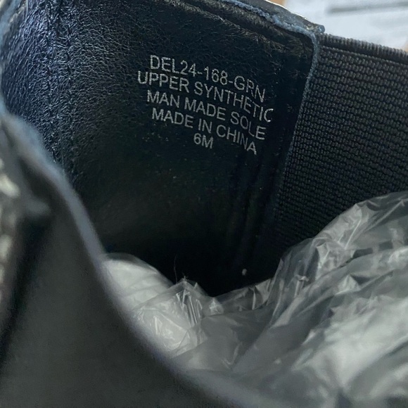 DollsKill | NWOB cyber Y2K gothic grunge platform boots - Picture 2 of 9